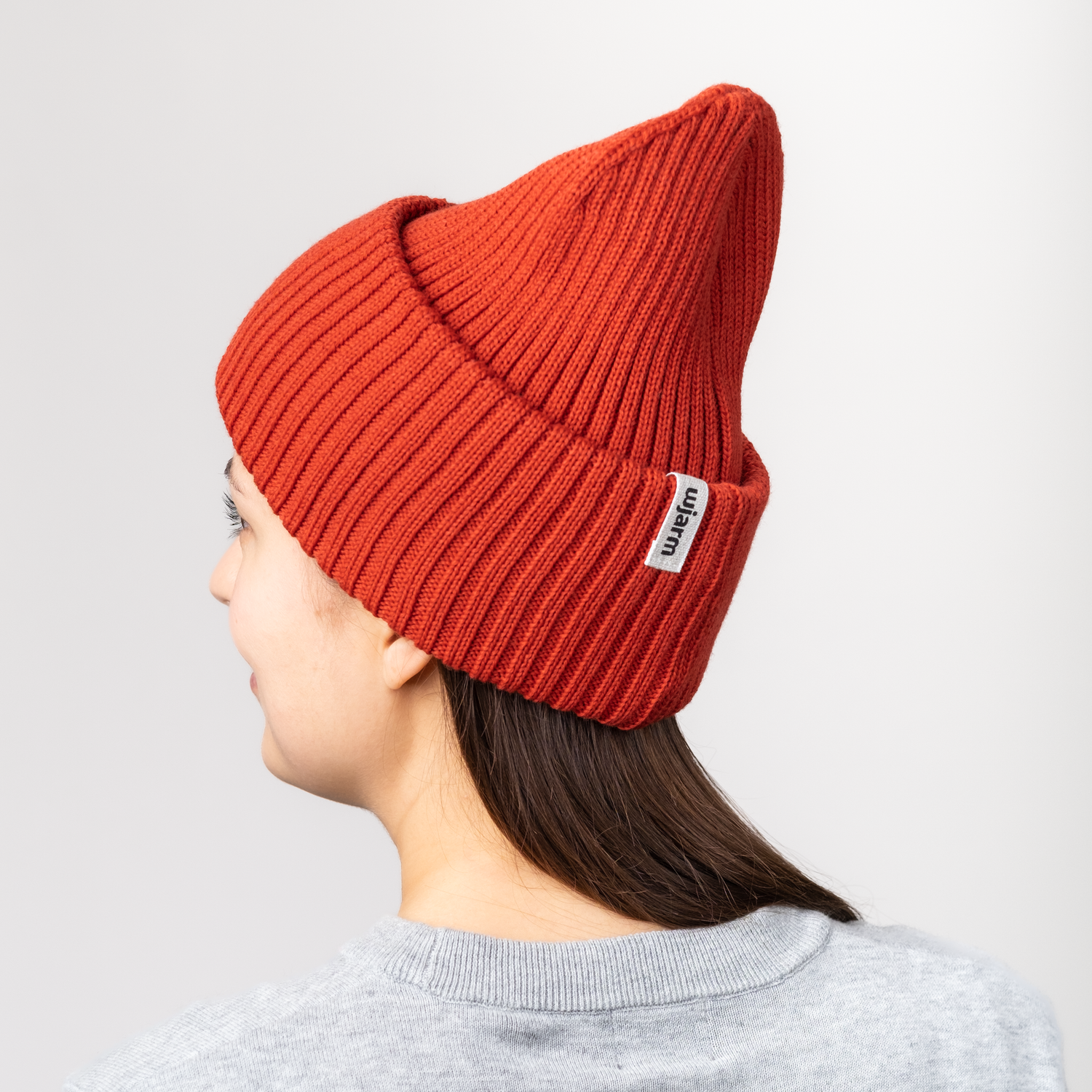 Ilakka High Top Beanie, Red - Women's