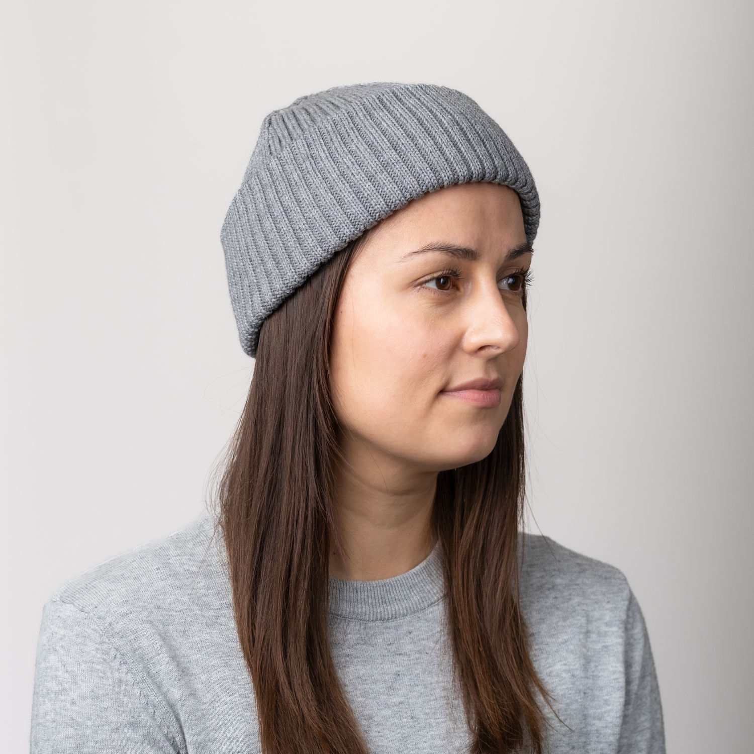 Ilakka Low Beanie, Gray - Women's