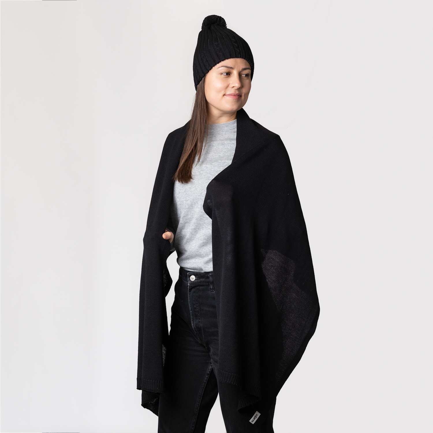 Mielo Tupsupipo, Musta - Naisten