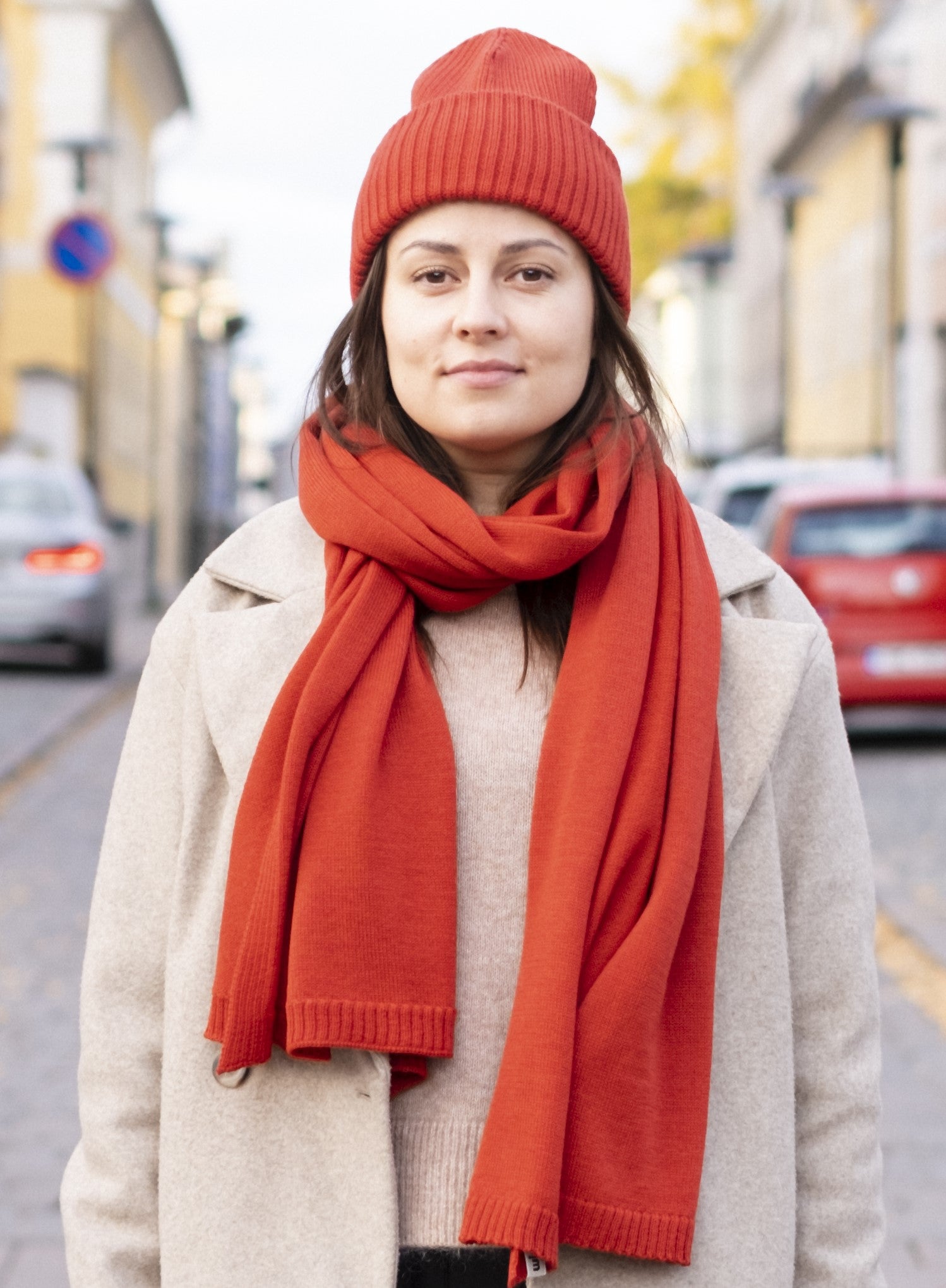 Ilakka High Top Beanie, Red - Women's
