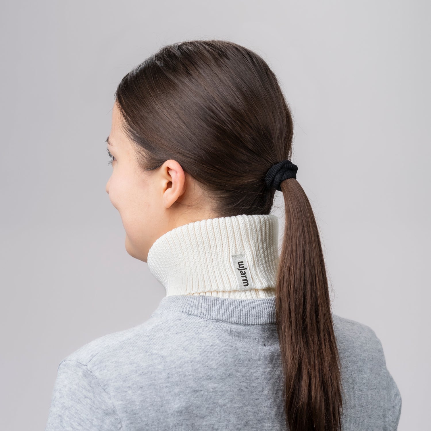 Ilakka Collar, White - Women's