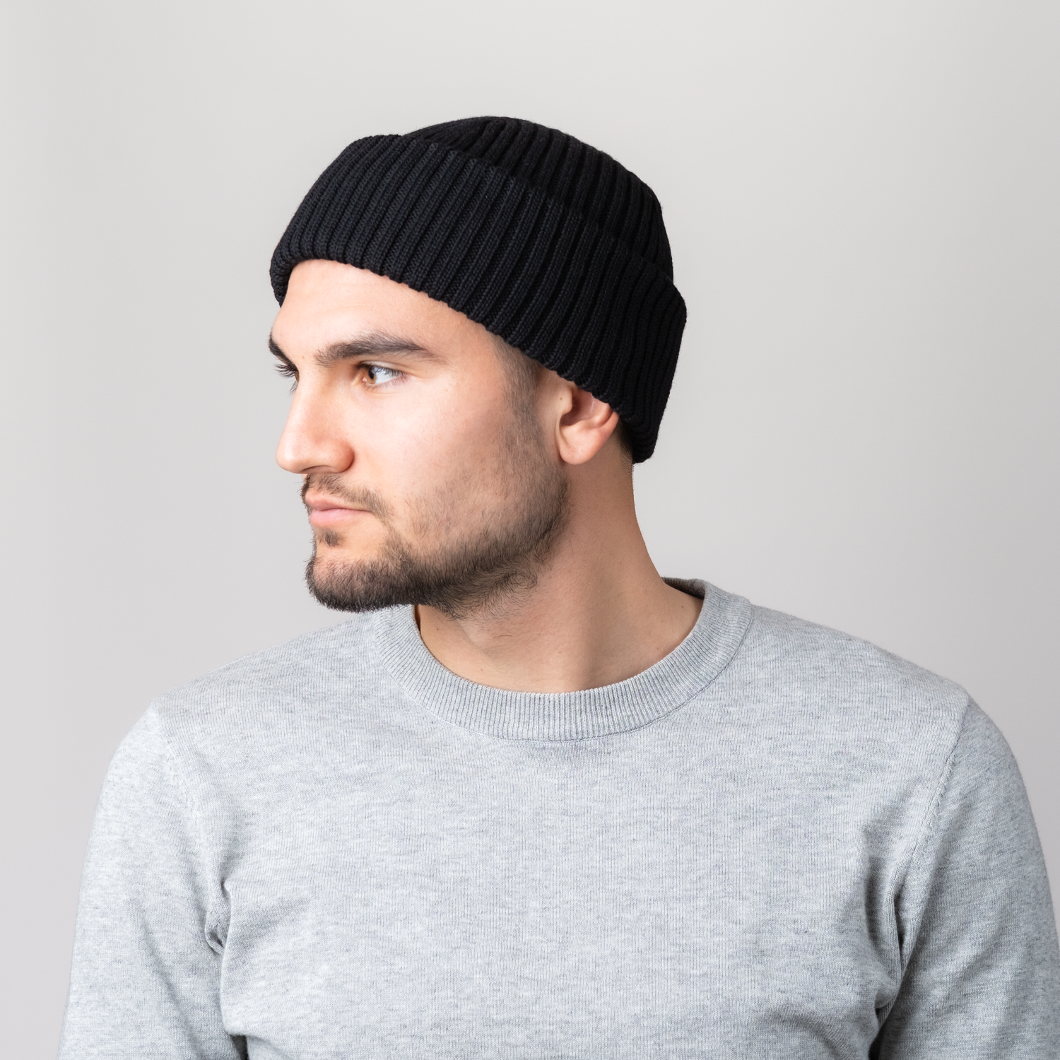 Ilakka Low Beanie, Black - Men's